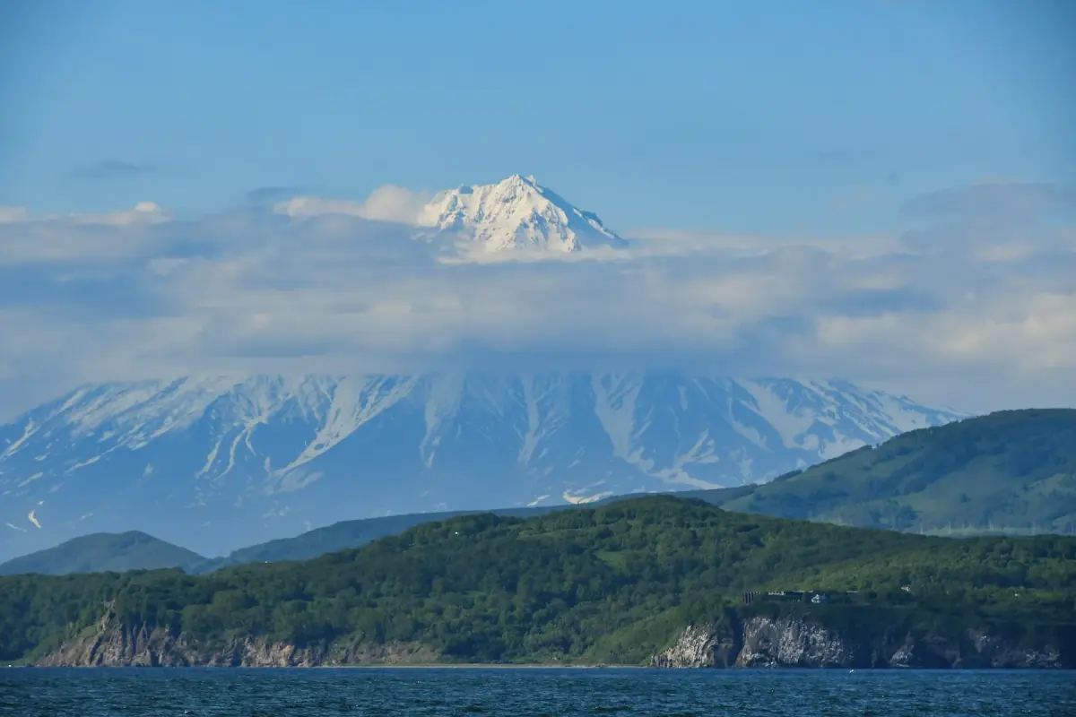Kamchatka Between the Ocean and the Mountains